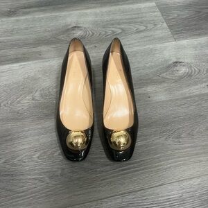 Elegant Black and Gold Women's Shoes